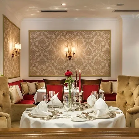 Hotel Das Alpenhaus Gasteinertal 4*